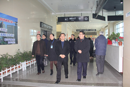市春運(yùn)辦檢查.jpg